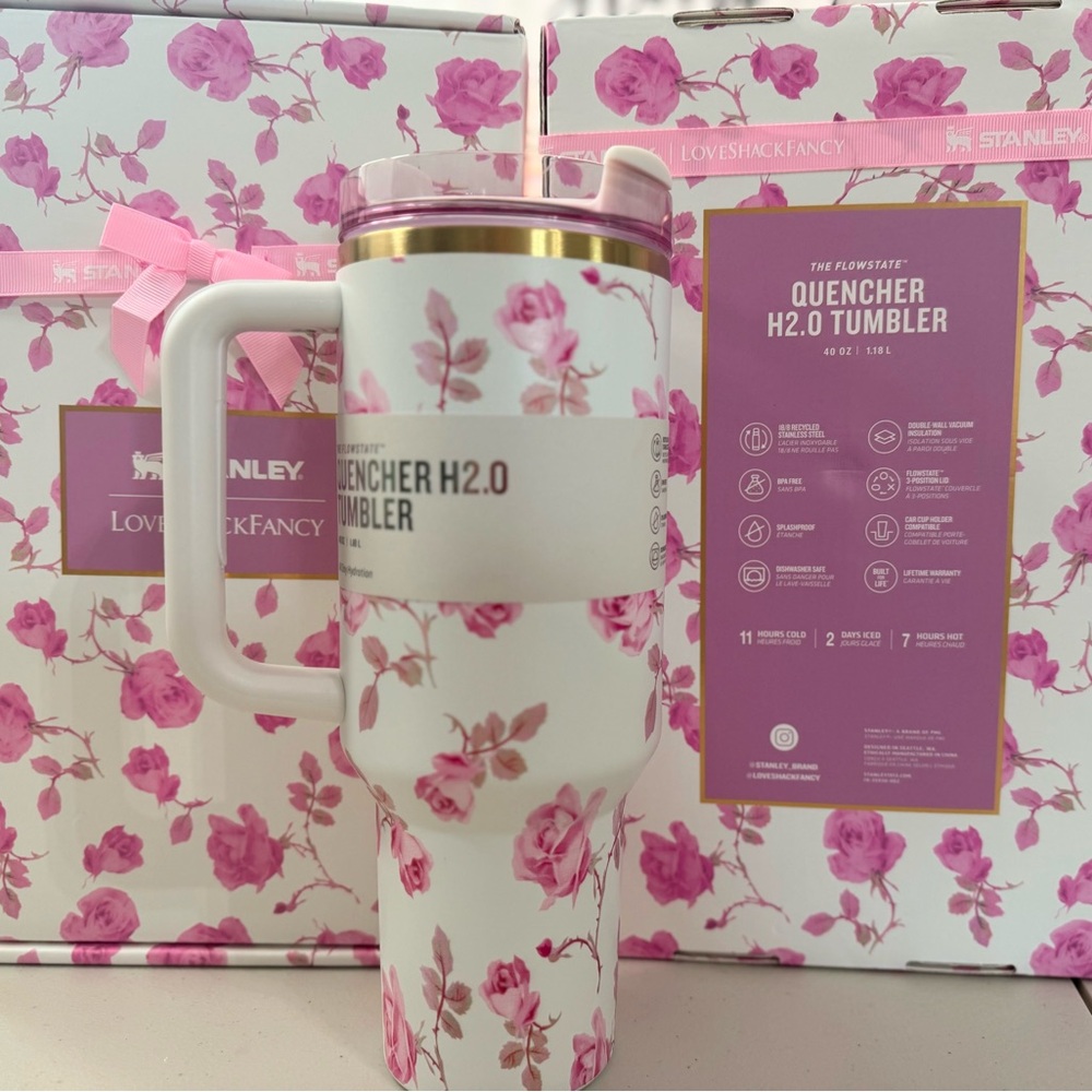 🌸 STANLEY x LoveShackFancy🌸 Limited Edition 40 oz Tumbler Ribbon Rosa NWT